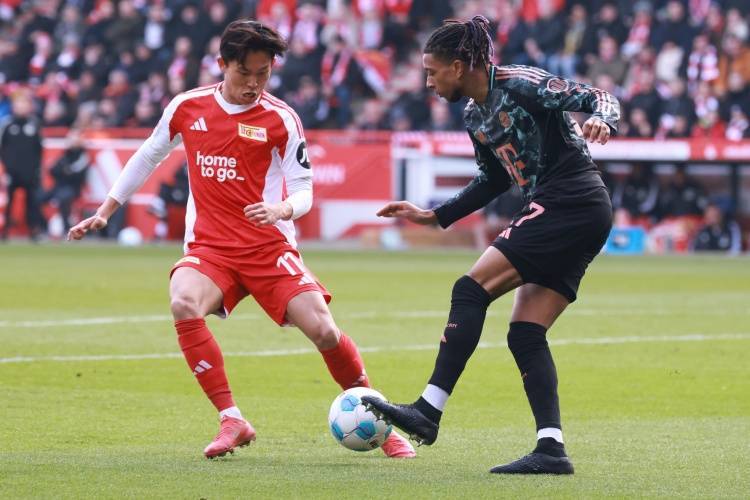 ayxsports-图片报：柏林联考虑买断郑优泳，认为500万欧稍贵