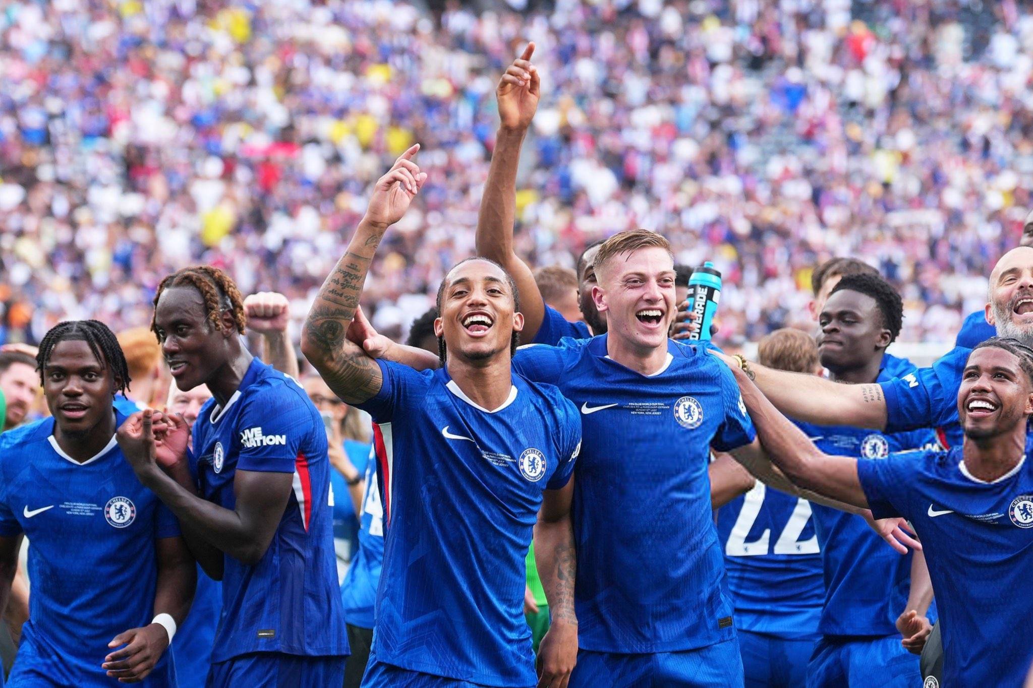 爱游戏体育首页-英超前瞻！大开大合的转会窗，世俱杯冠军铁三角，切尔西是时候出成绩了？