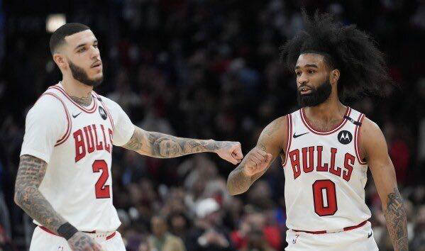 爱游戏体育首页-芝加哥公牛有意交易鲍尔和科比·怀特