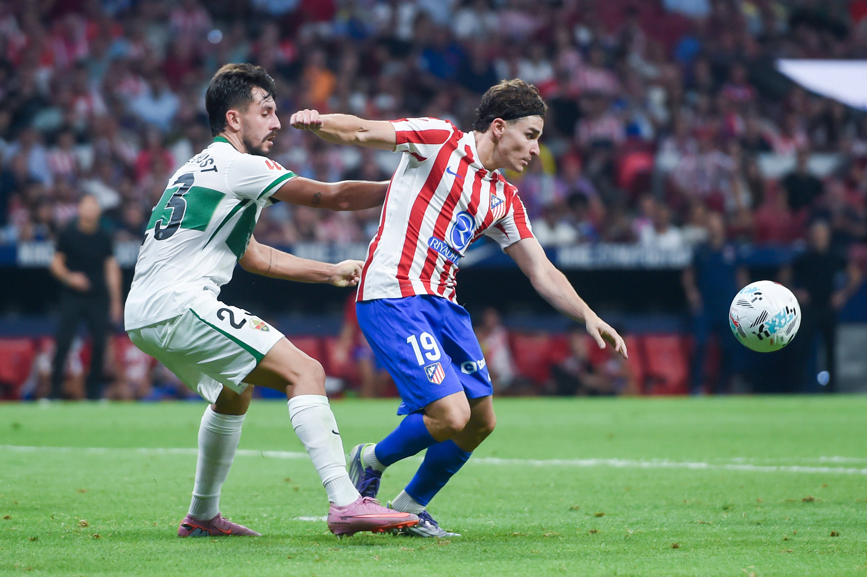 （体育）足球——西甲：马德里竞技平埃尔切