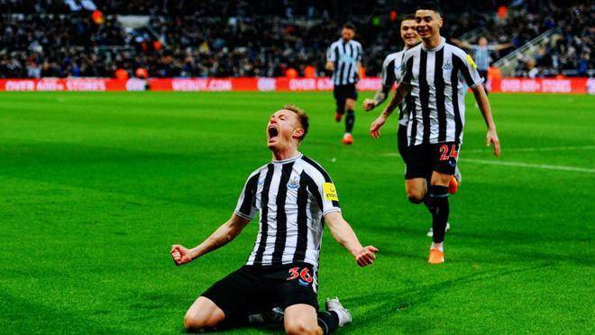 爱游戏体育平台-周六027英超利兹联VS纽卡斯尔联