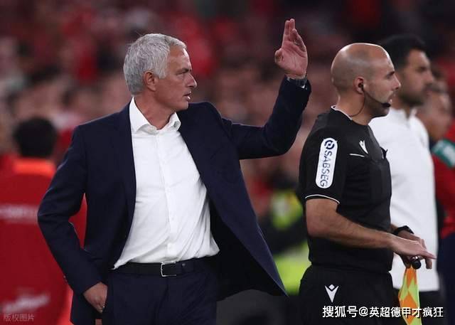 安切洛蒂自传里耿耿于怀穆里尼奥国米击败切尔西，老板真难伺候！