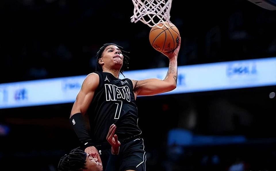 爱游戏-克利夫兰骑士签下前活塞球员基利安-海斯，拒绝欧洲豪门邀约